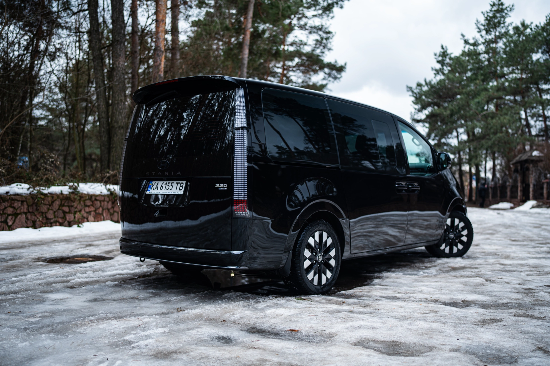 прокат Hyundai Staria Premium фото 5